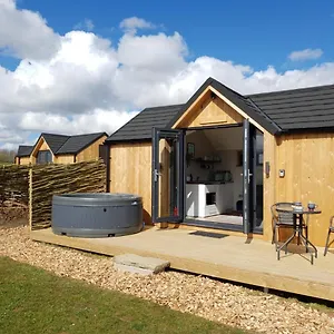 highfield-farm-cabins.yorkshirehotels.net/