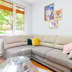 Sofia's Kept Secret In Prime Location! Apartment